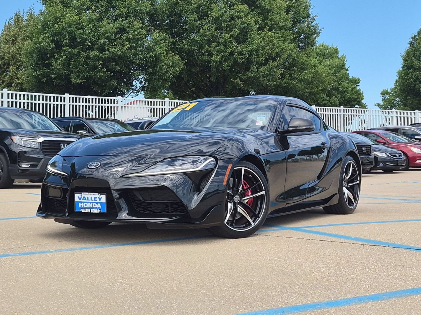 Used 2021 Toyota Supra Premium w/ Driver Assist Package RWD image 2