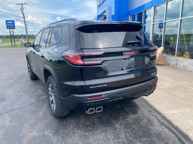 Used 2026 GMC Acadia AT4 w/ LPO, Floor Liner Package AWD/4WD image 3