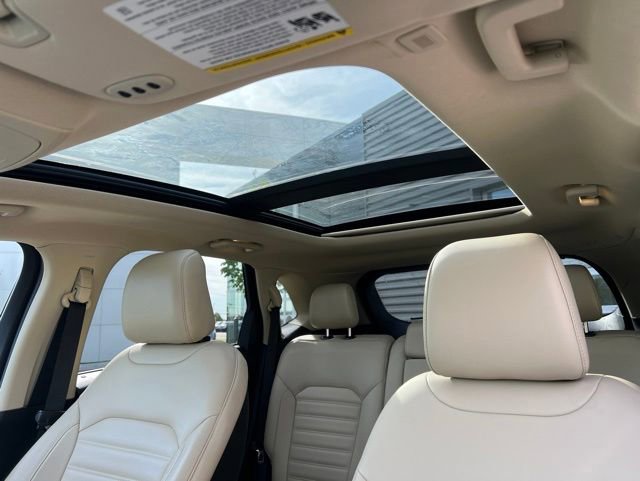 Used 2020 Ford Edge SEL w/ Convenience Package AWD/4WD image 26