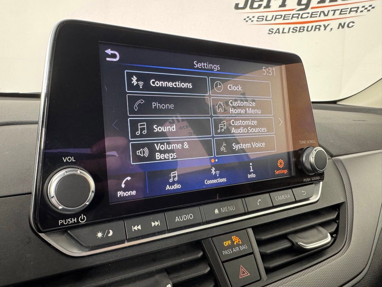 Used 2024 Nissan Altima 2.5 SR image 16