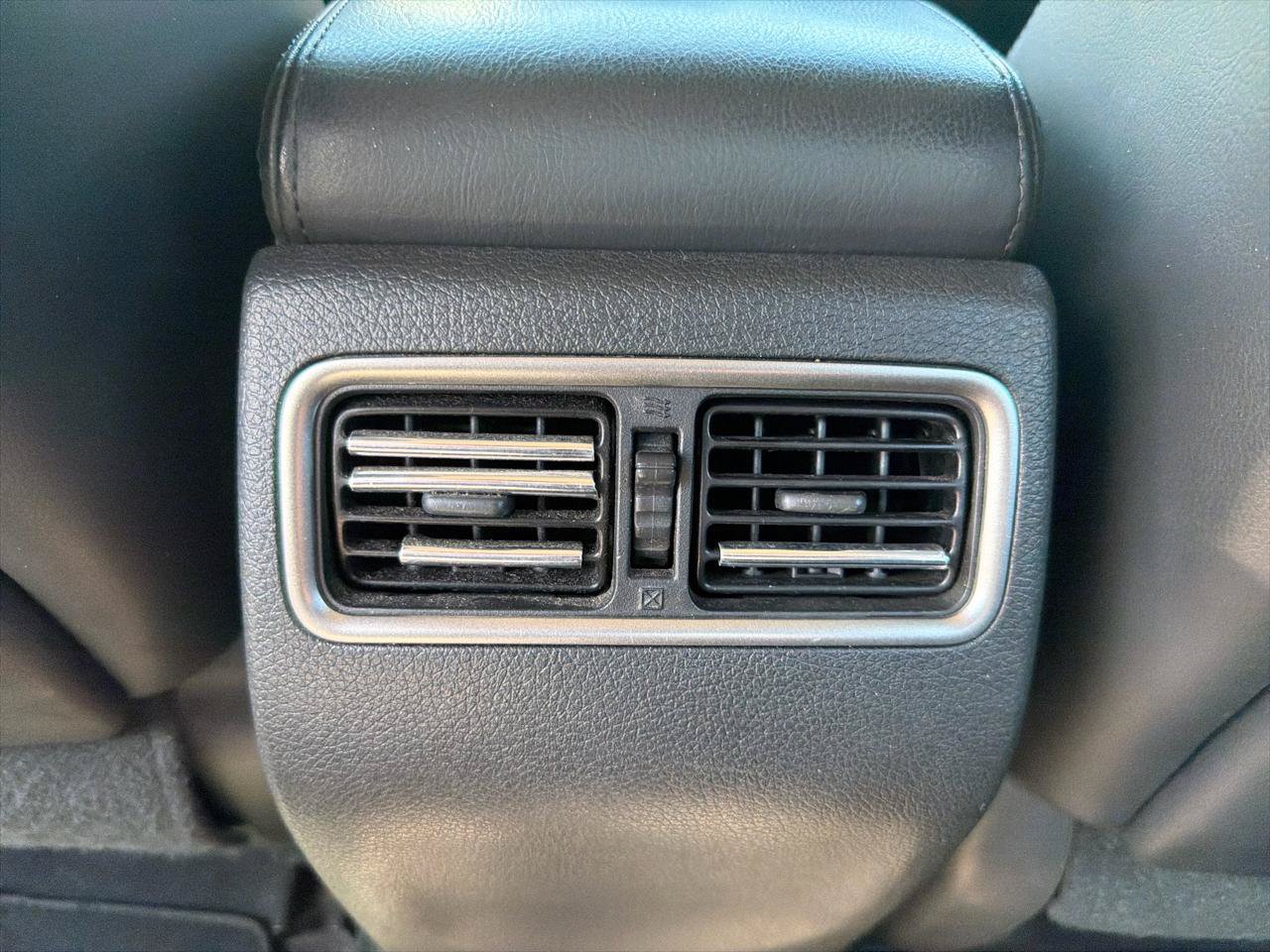 Used 2013 Nissan Altima 2.5 SL FWD image 22