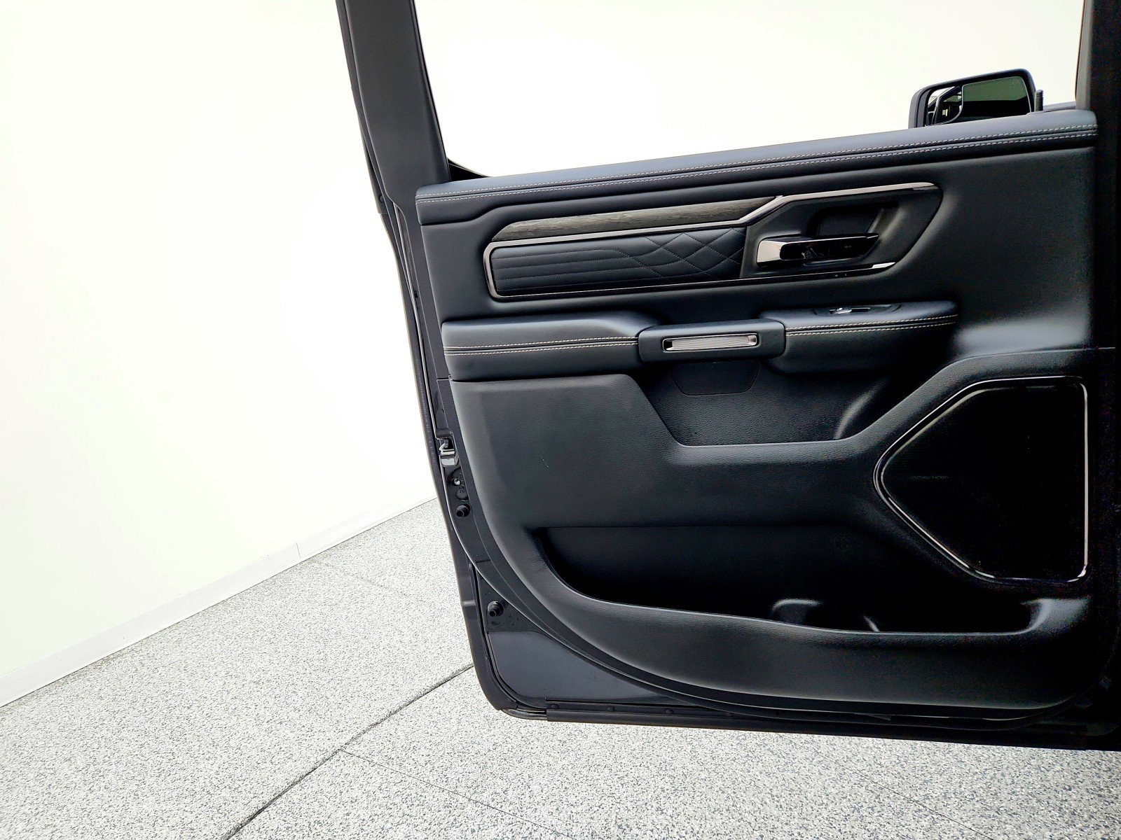 Used 2025 RAM 1500 Limited w/ Bed Utility Group image 16