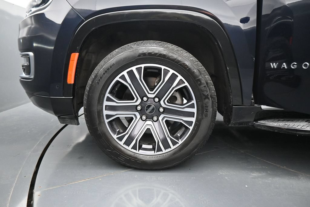 Used 2025 Jeep Wagoneer 4WD image 28