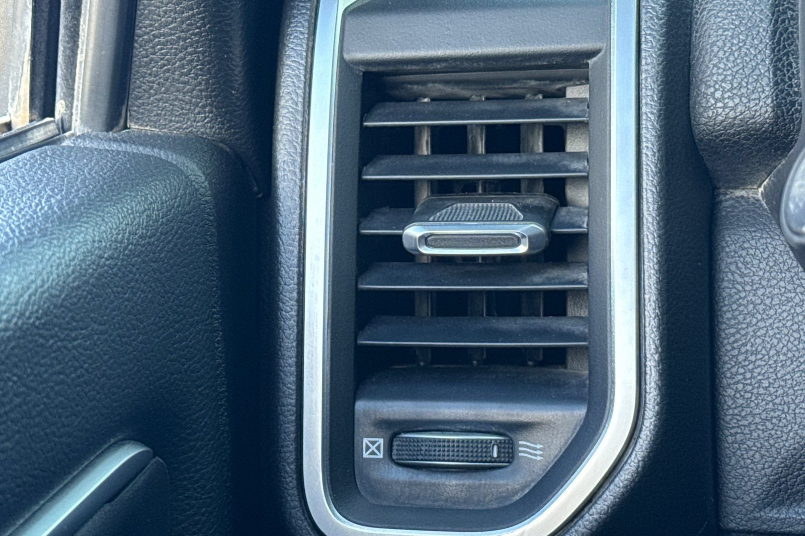 Used 2025 RAM 2500 Big Horn AWD/4WD image 26