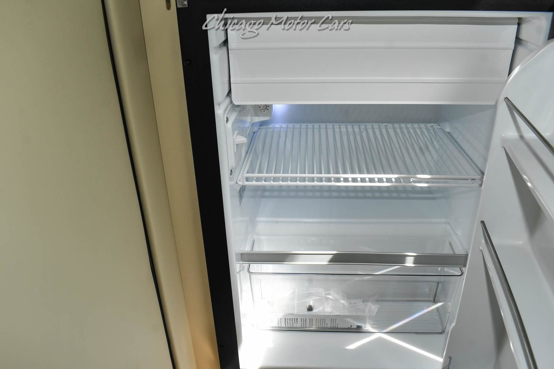 Used 2023 Mercedes-Benz Sprinter 3500 image 37