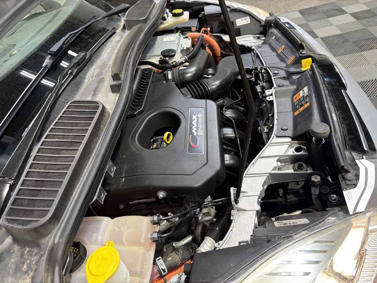 Used 2017 Ford C-MAX Energi SE FWD image 27