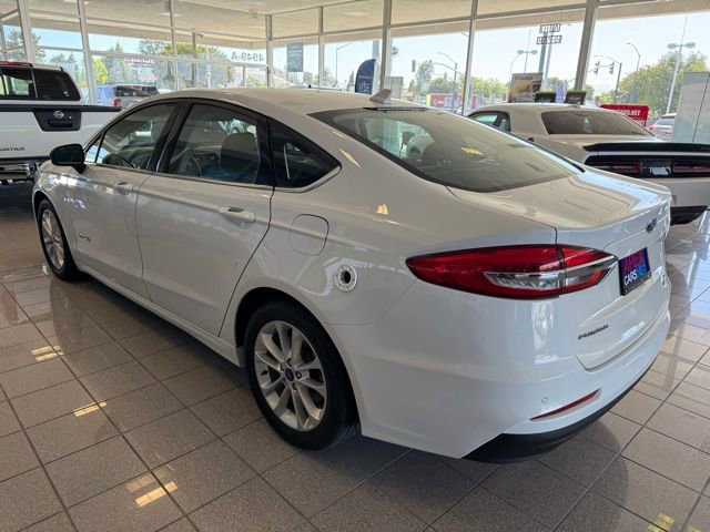 Used 2019 Ford Fusion SE FWD image 5