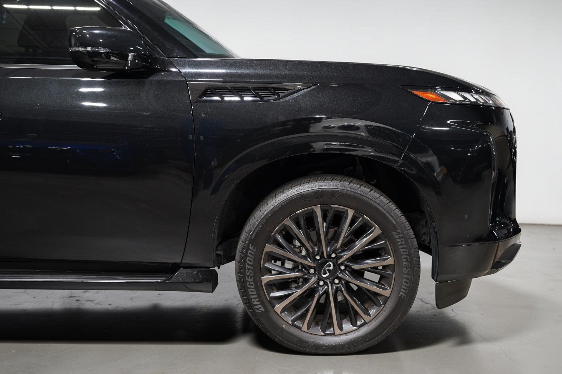 Used 2025 INFINITI QX80 Autograph AWD/4WD image 7