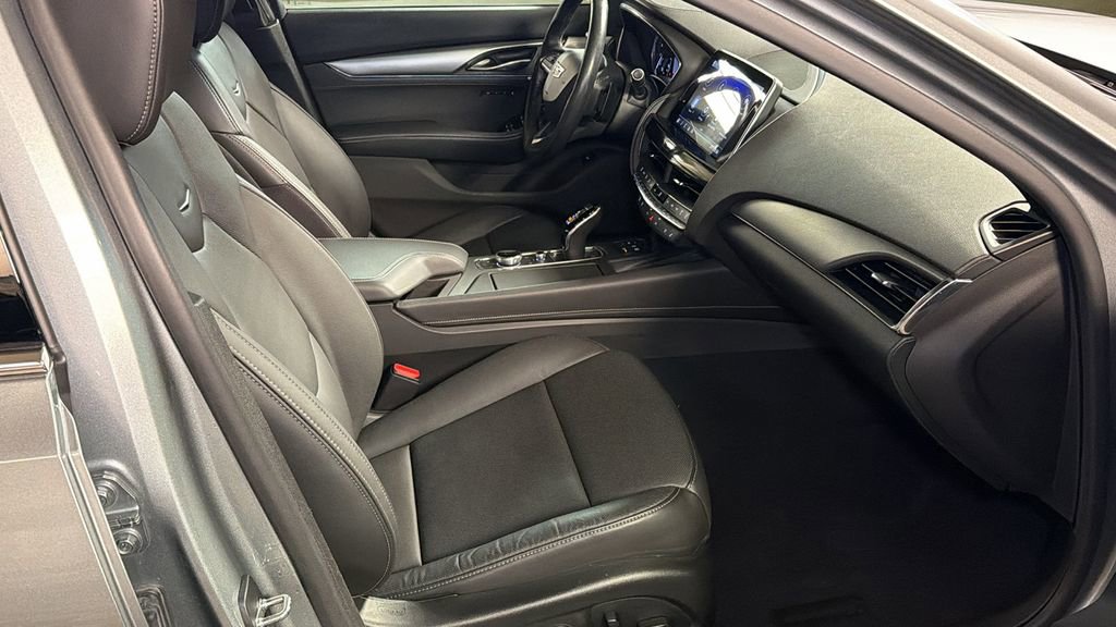 Used 2023 Cadillac CT5 Premium Luxury image 9