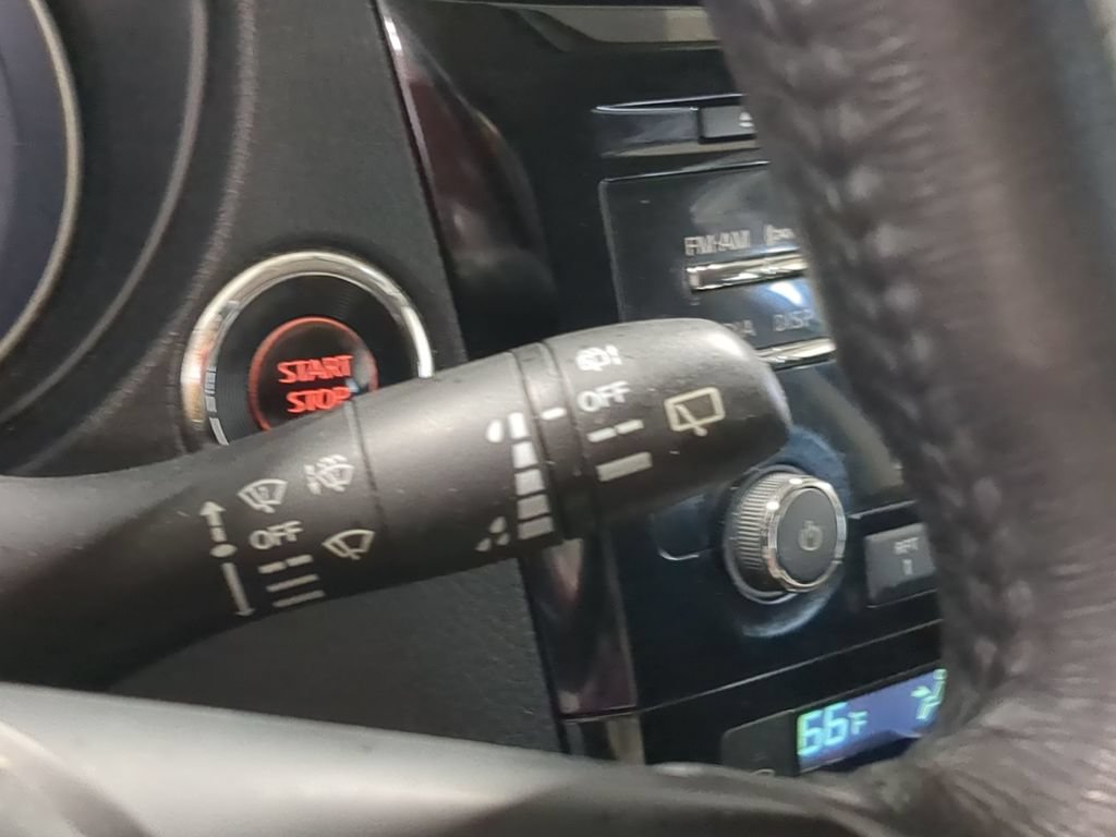 Used 2017 Nissan Rogue SV AWD/4WD image 29