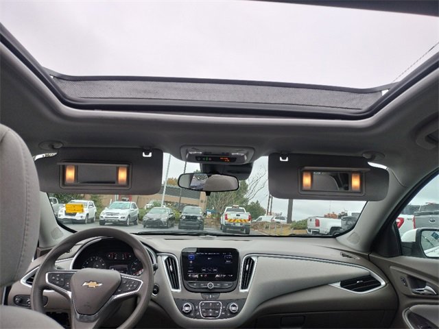 Used 2024 Chevrolet Malibu LT image 22