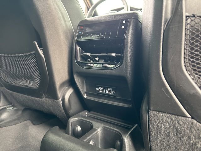 Used 2024 Jeep Grand Cherokee L Laredo image 14