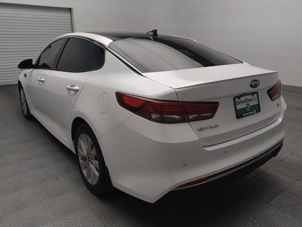 Used 2018 Kia Optima S w/ Panoramic Sunroof Package FWD image 5