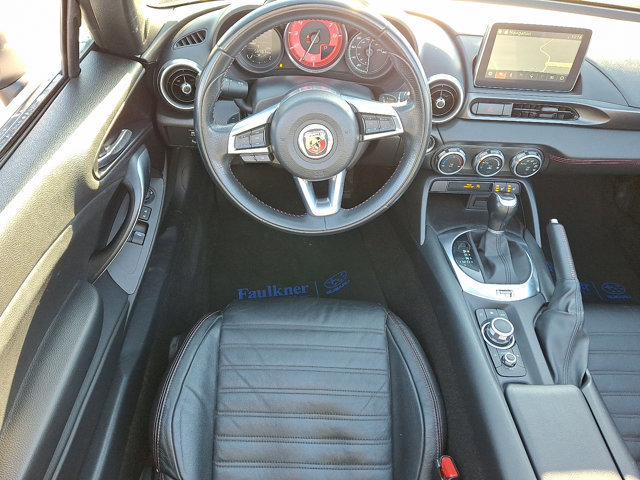 Used 2020 FIAT 124 Spider Abarth w/ Convenience Group image 11