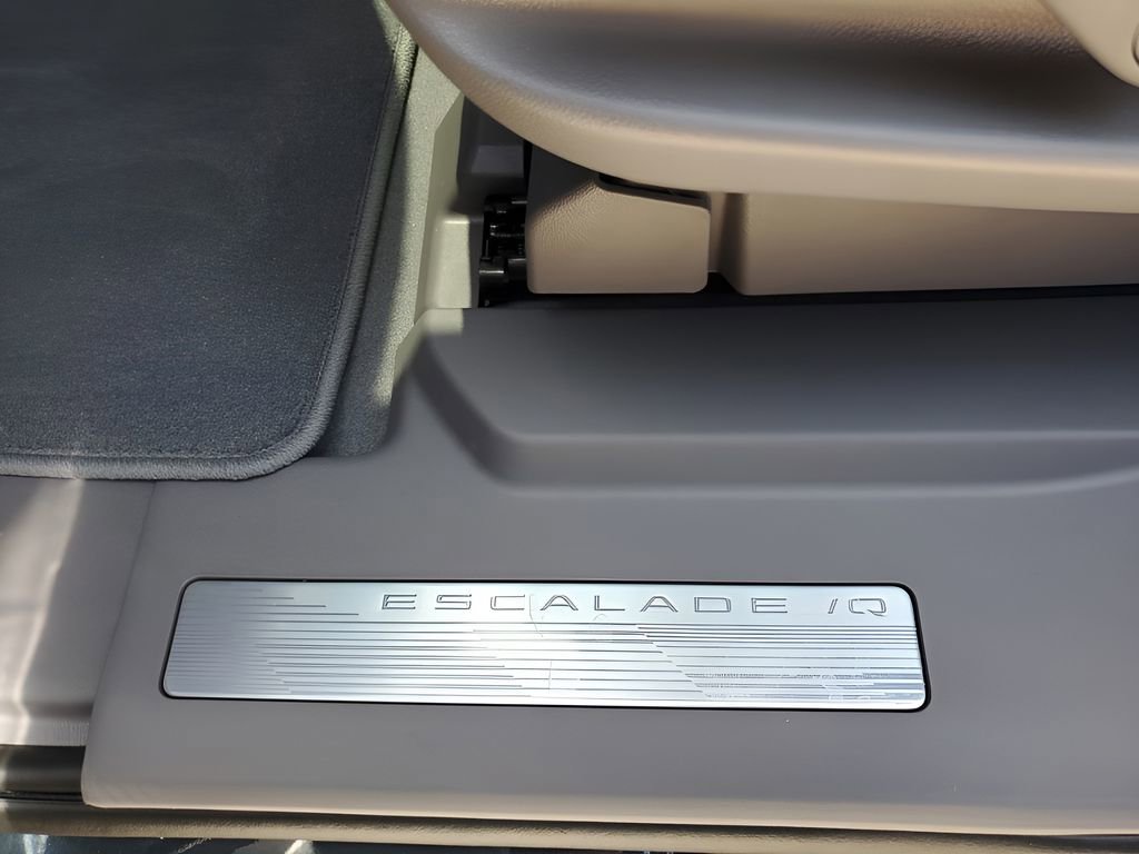 New 2026 Cadillac Escalade IQ Luxury 1 AWD/4WD image 23