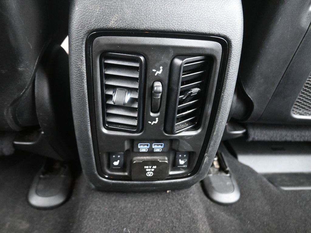 Used 2024 Dodge Durango GT image 16