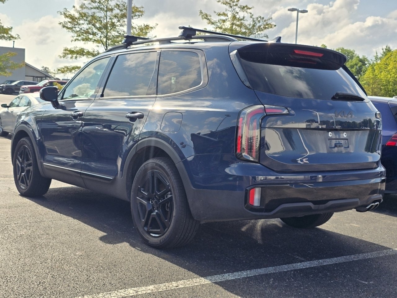 Used 2025 Kia Telluride SX X-Line AWD/4WD image 5