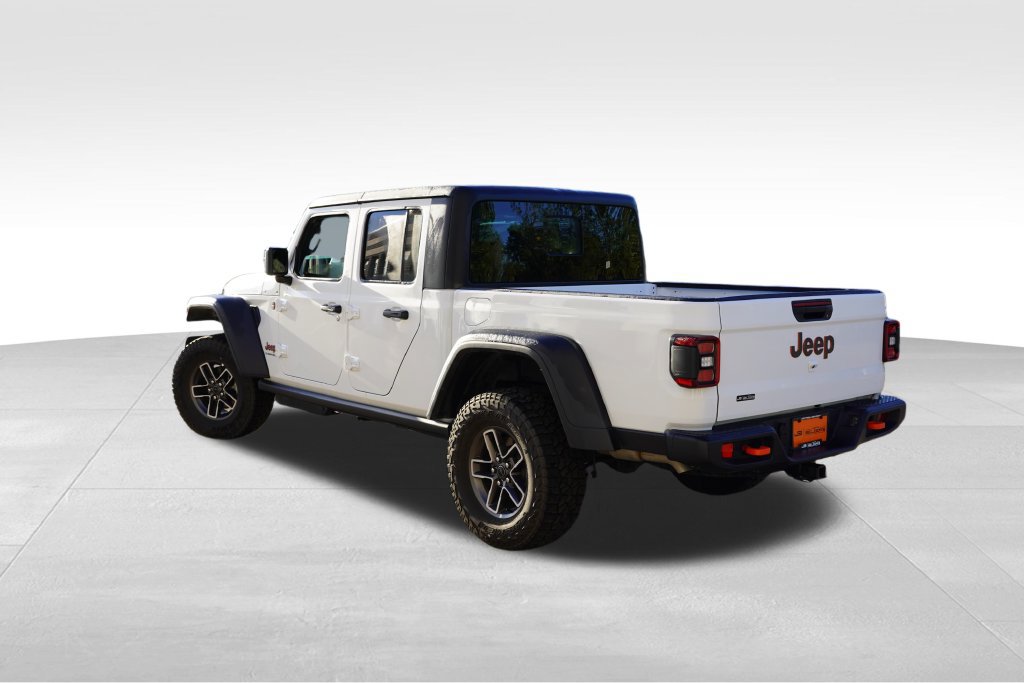 Used 2026 Jeep Gladiator Mojave AWD/4WD image 7