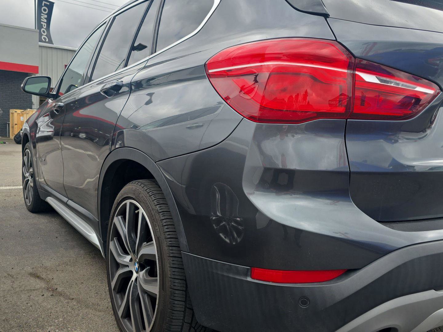 Used 2018 BMW X1 sDrive28i w/ Convenience Package image 2