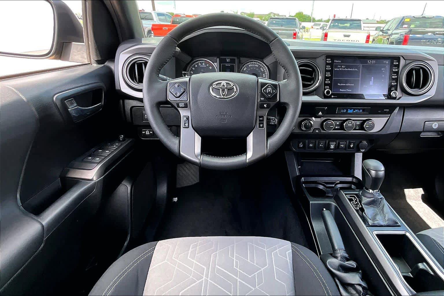 Used 2021 Toyota Tacoma TRD Sport w/ Technology Package AWD/4WD image 6