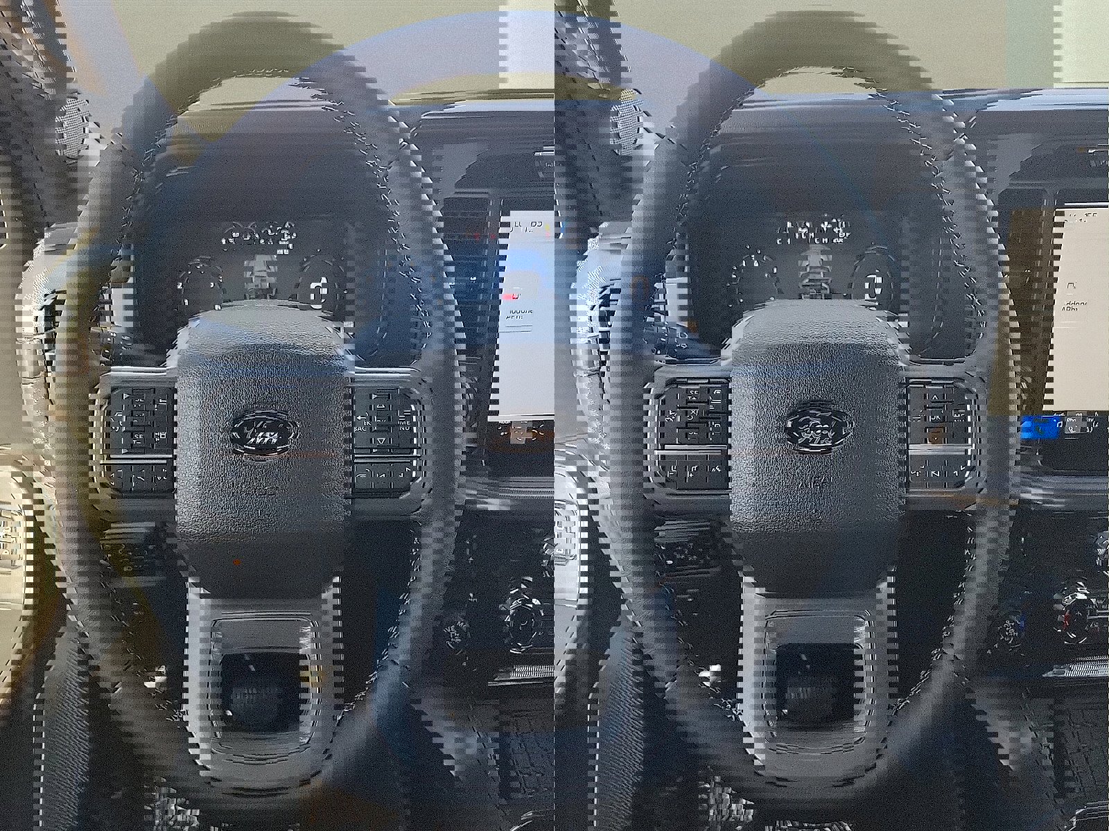 New 2025 Ford F150 Lariat w/ Equipment Group 502A High image 19