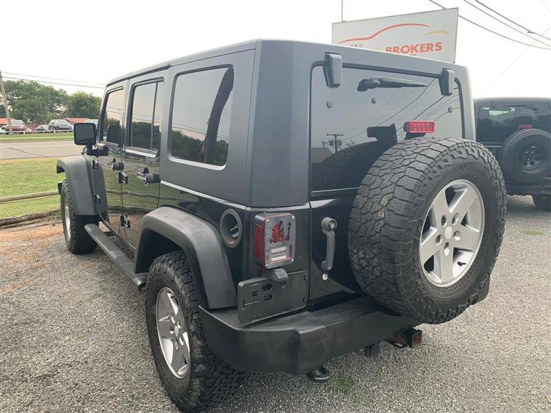 Used 2010 Jeep Wrangler Unlimited Rubicon w/ Trailer Tow Group image 38