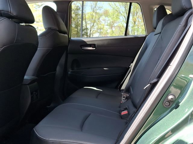 Used 2023 Toyota Corolla Cross XLE w/ Convenience Package AWD/4WD image 9