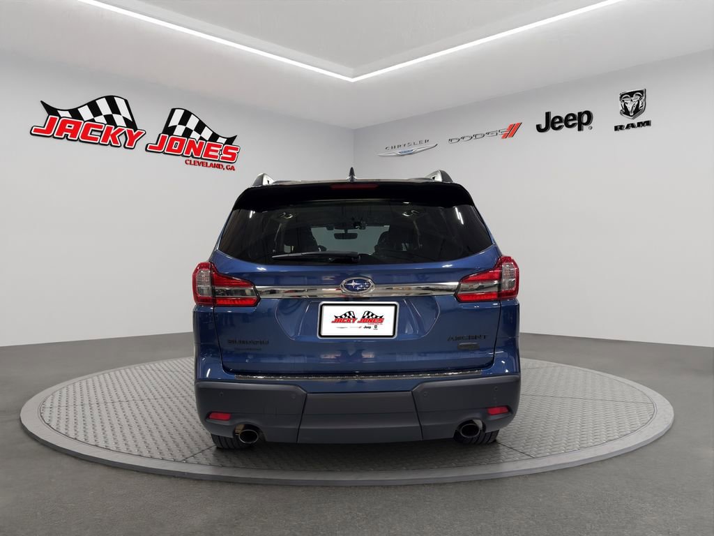 Used 2022 Subaru Ascent Onyx Edition image 8