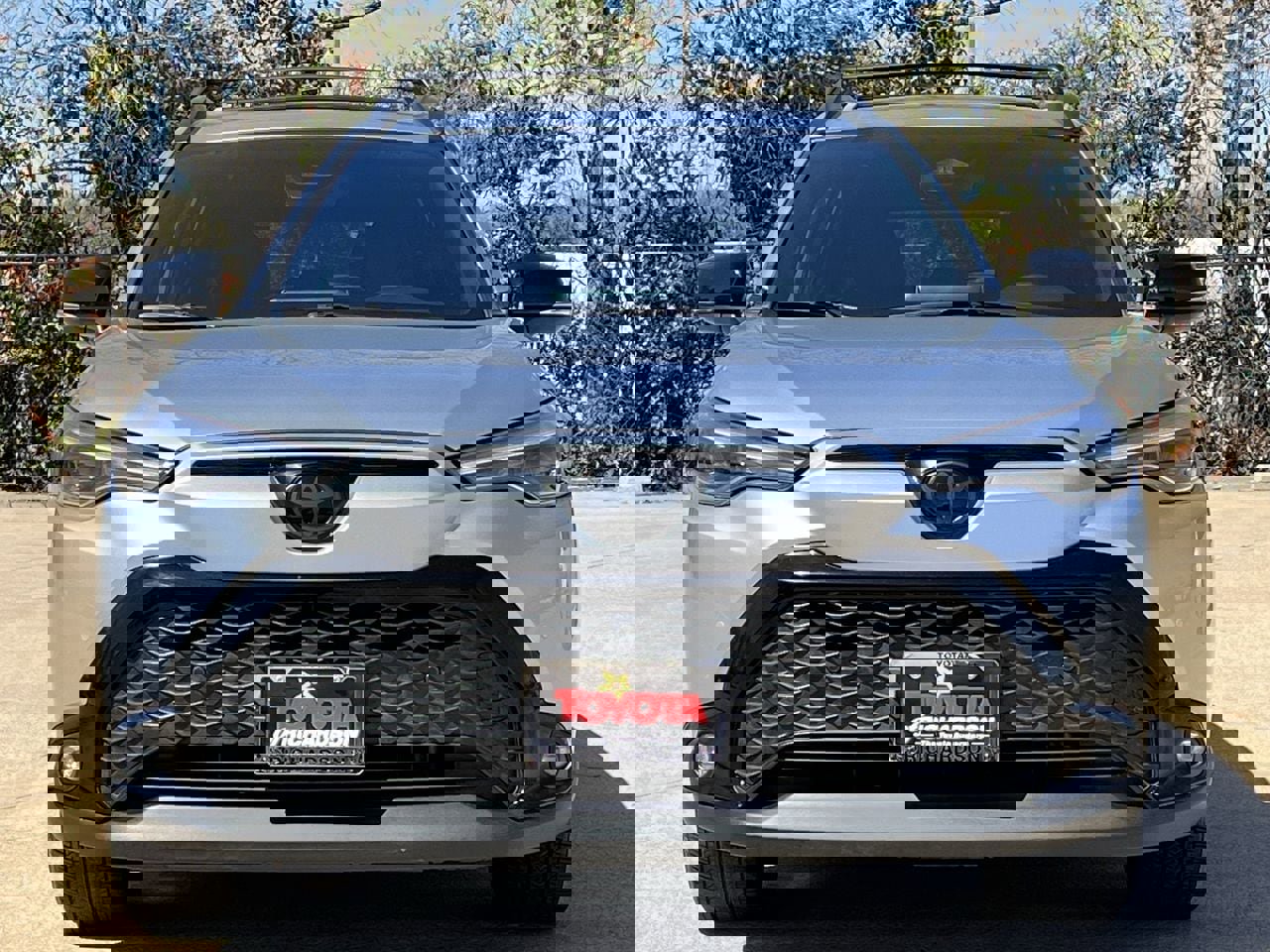 Used 2025 Toyota Corolla Cross AWD Hybrid w/ Convenience Package image 7