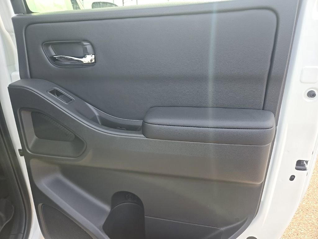 New 2026 Nissan Frontier SV w/ All-Weather Content Package image 31
