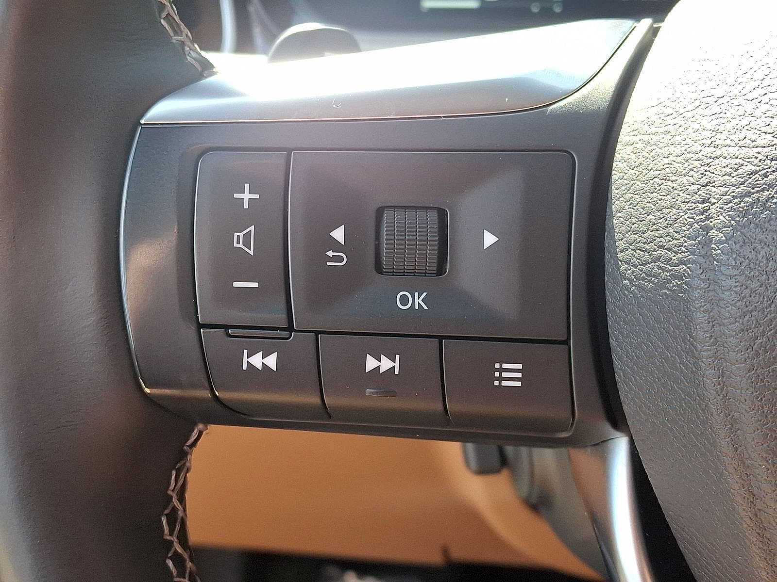 Used 2024 INFINITI QX60 Autograph w/ Cargo Package AWD/4WD image 23
