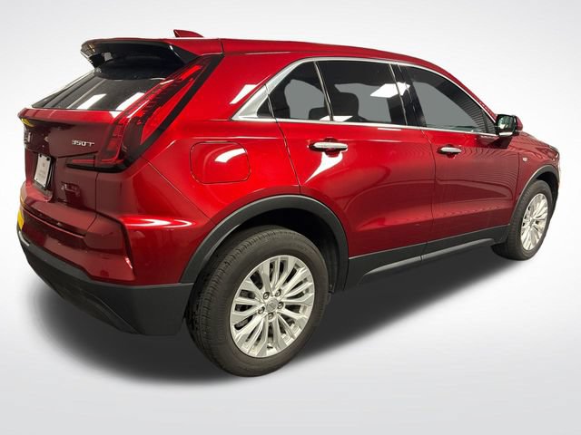Certified 2024 Cadillac XT4 Luxury w/ Cold Weather Package FWD image 5