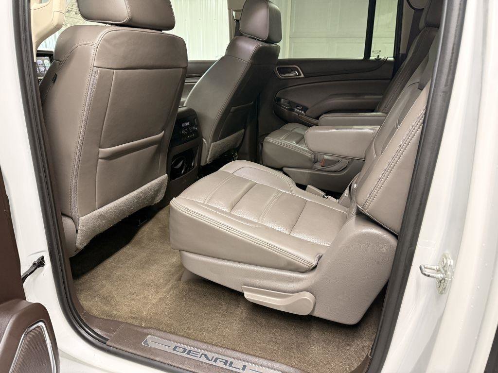 Used 2019 GMC Yukon XL Denali w/ Denali Ultimate Package AWD/4WD image 26