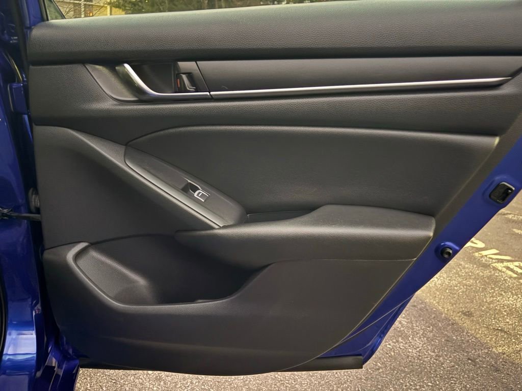 Used 2022 Honda Accord Sport image 26