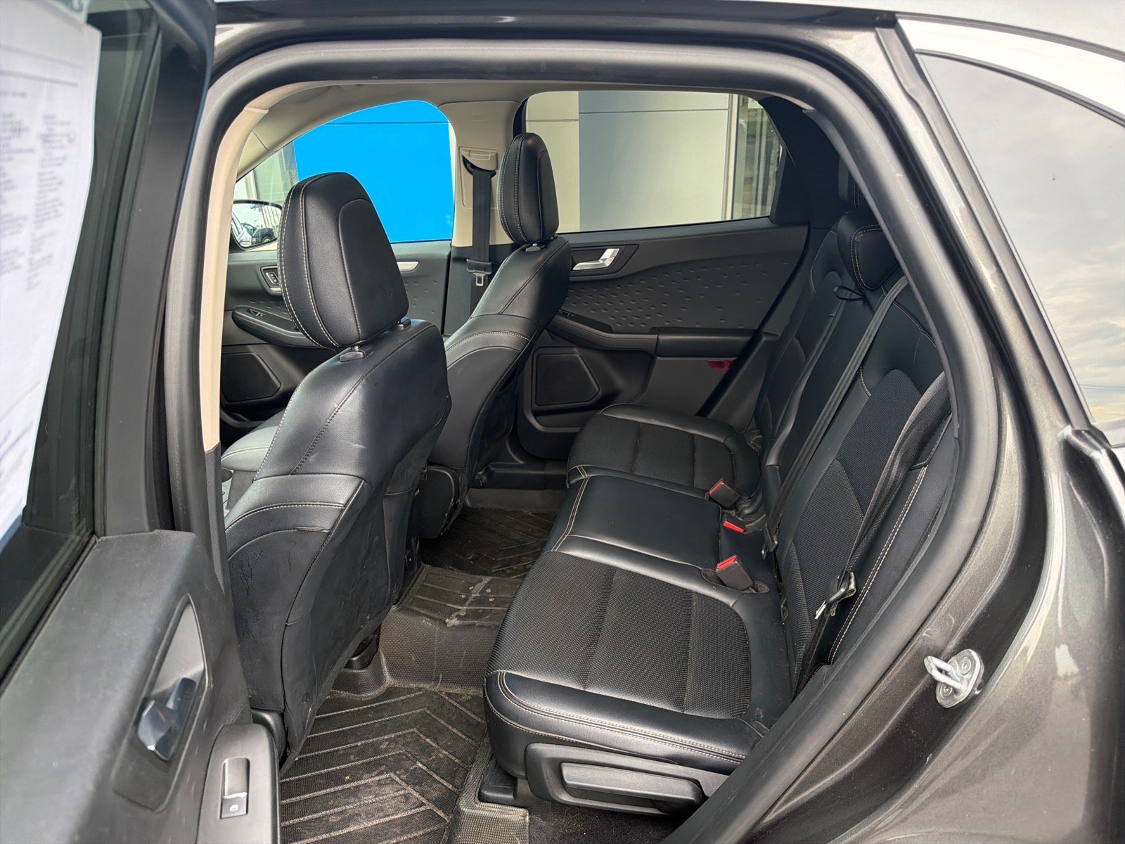 Used 2020 Ford Escape SEL FWD image 10