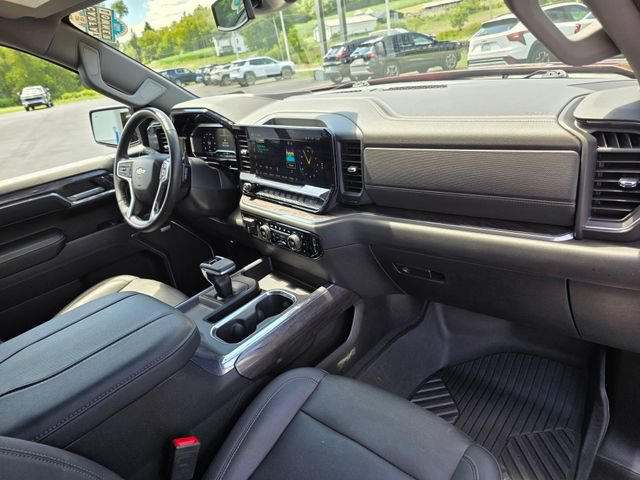 Used 2023 Chevrolet Silverado 1500 LTZ AWD/4WD image 27