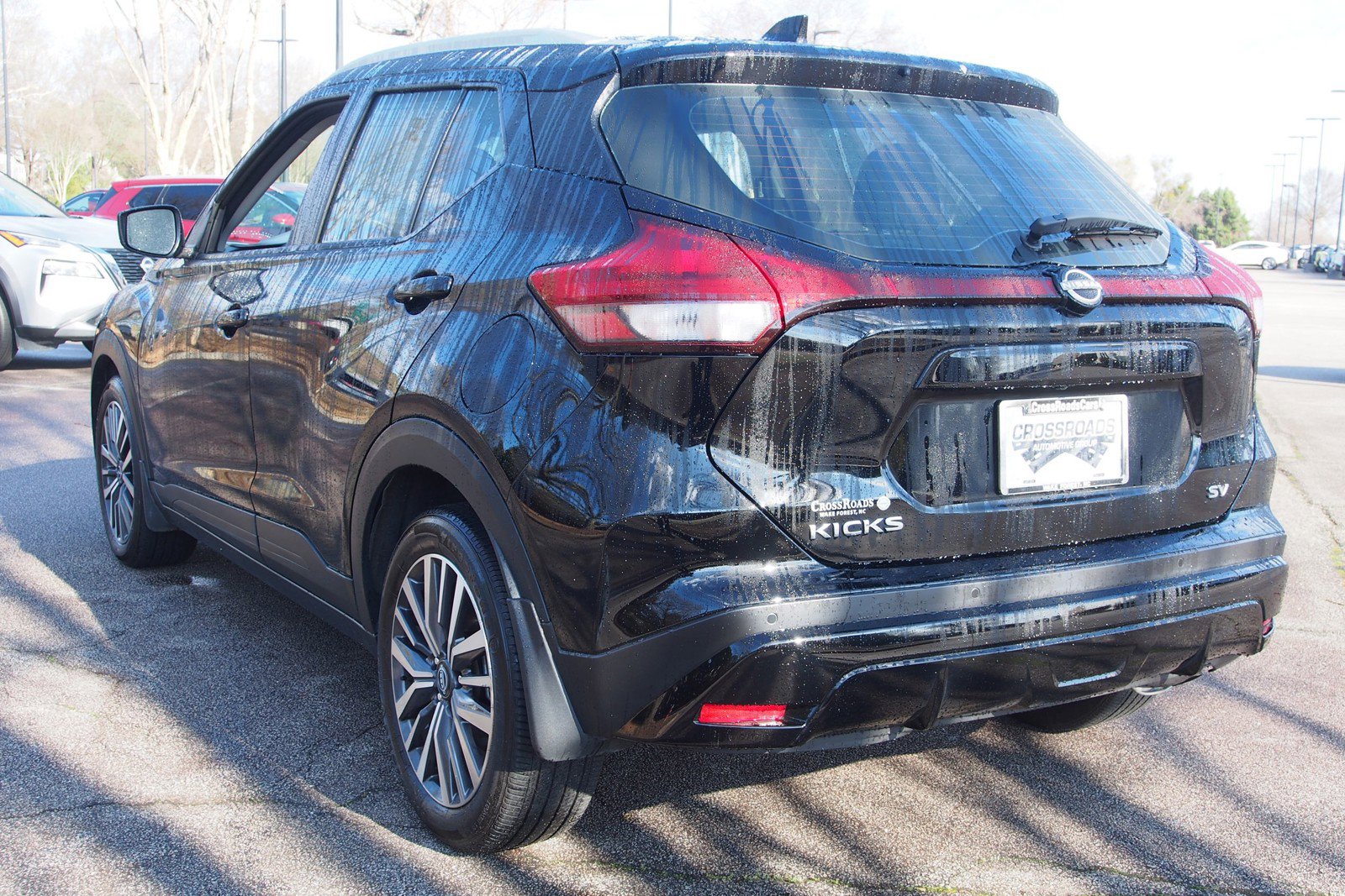 Used 2023 Nissan Kicks SV image 5