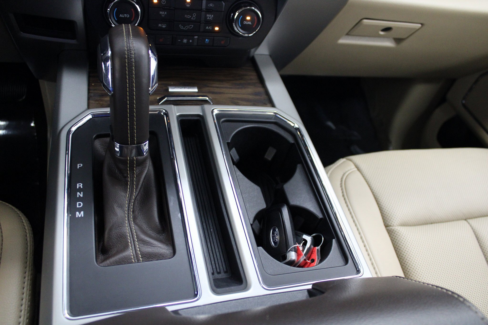 Used 2018 Ford F150 Lariat w/ Equipment Group 501A Mid image 31