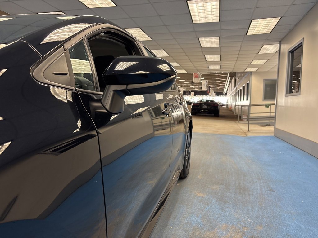 Used 2025 Toyota Corolla LE image 15