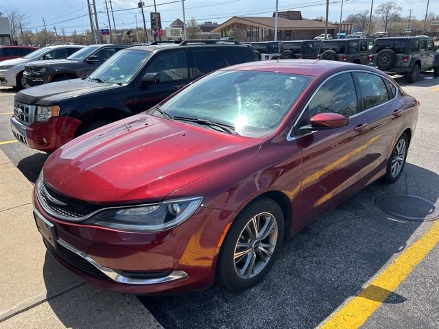 Used 2015 Chrysler 200 Limited FWD image 2