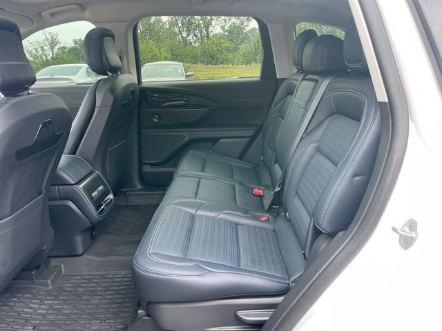 Used 2025 Lincoln Nautilus Reserve AWD/4WD image 47
