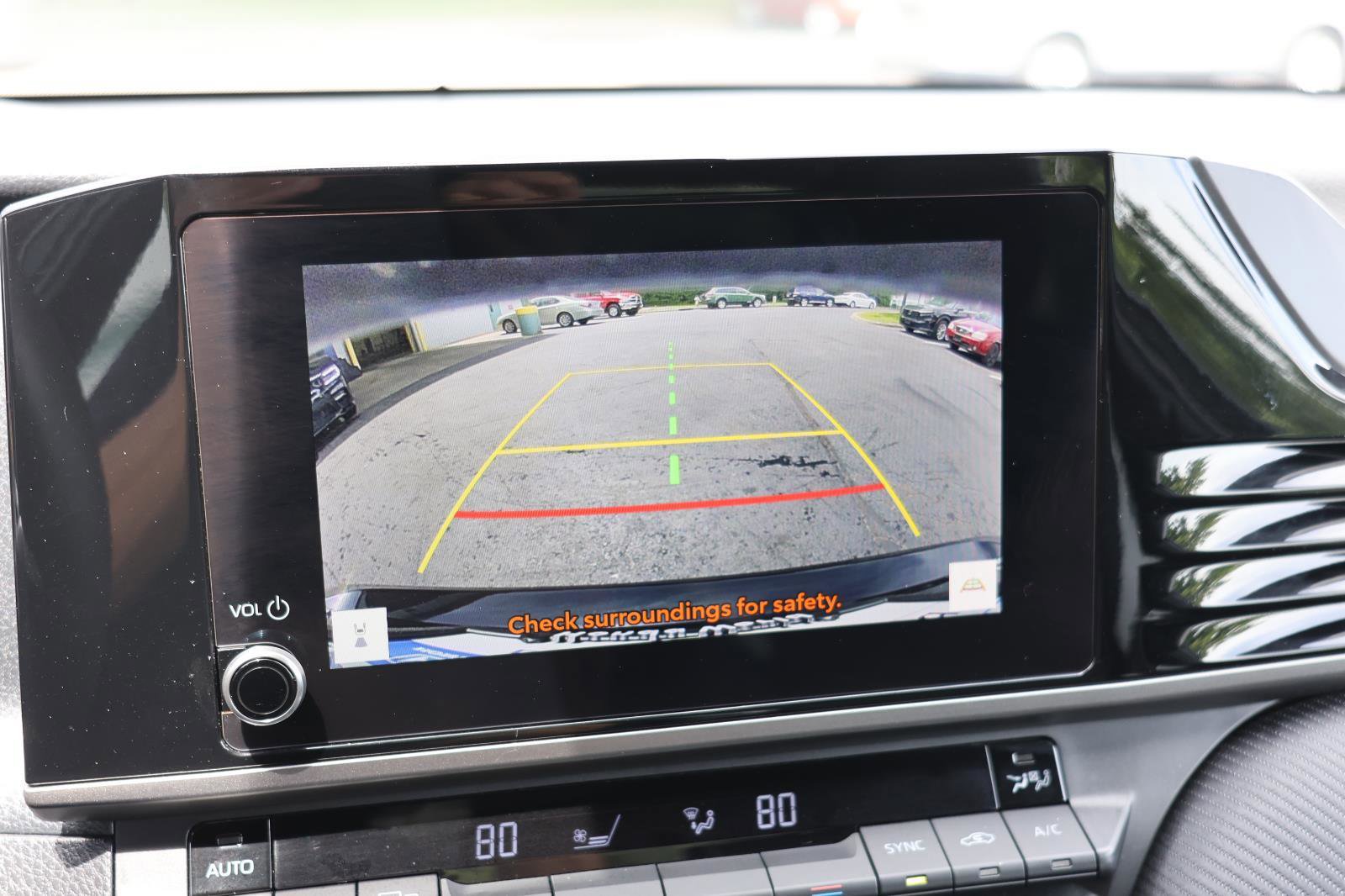Used 2025 Toyota Camry SE FWD image 28