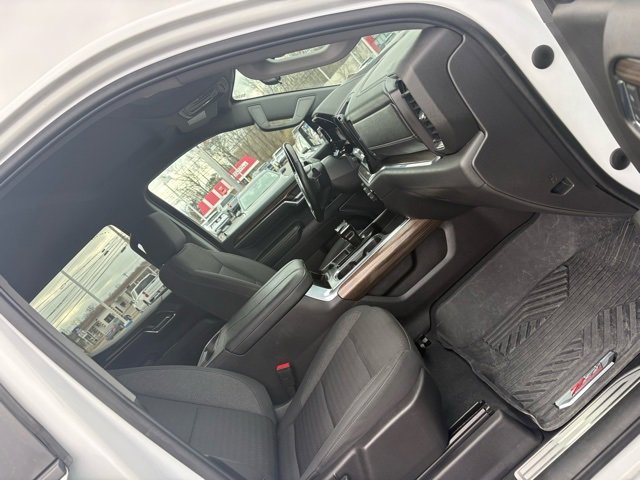 Used 2023 Chevrolet Silverado 1500 LT Trail Boss w/ Protection Package image 21