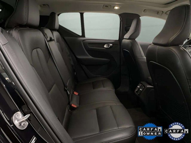 Used 2025 Volvo XC40 B5 Plus image 78