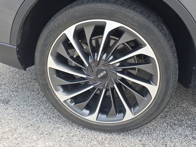 Used 2023 Lincoln Aviator Reserve w/ Equipment Group 201A AWD/4WD image 9