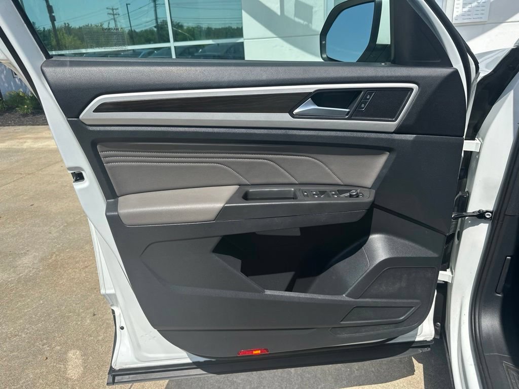 Used 2022 Volkswagen Atlas SE AWD/4WD image 12