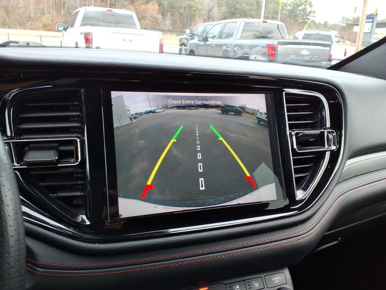 Used 2024 Dodge Durango GT image 11