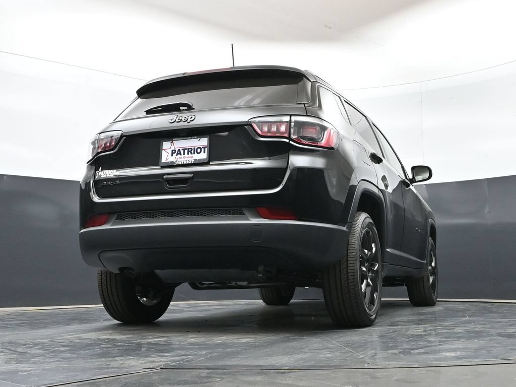 New 2026 Jeep Compass Latitude AWD/4WD image 43