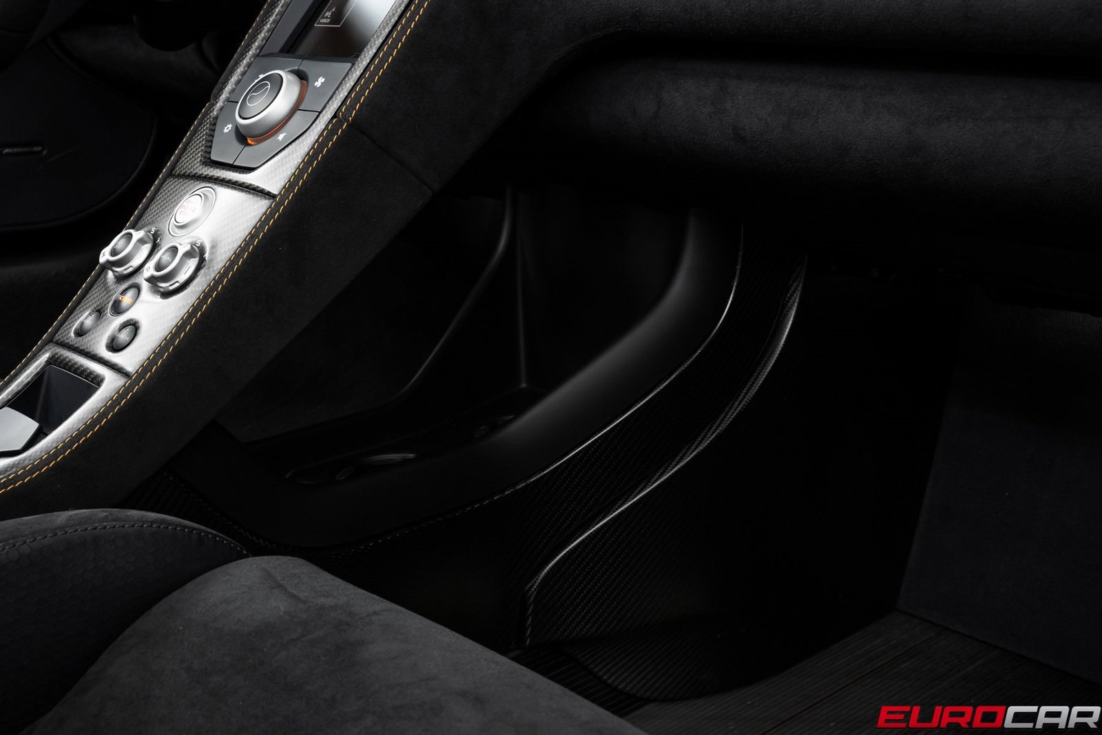 Used 2016 McLaren 675LT Spider image 42