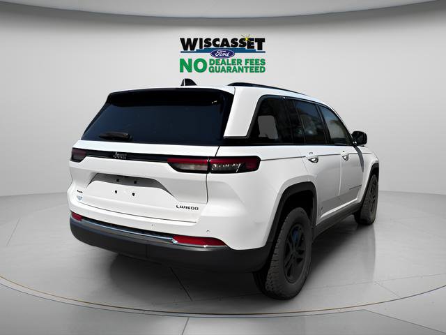 Used 2023 Jeep Grand Cherokee Laredo w/ Luxury Tech Group I AWD/4WD image 26